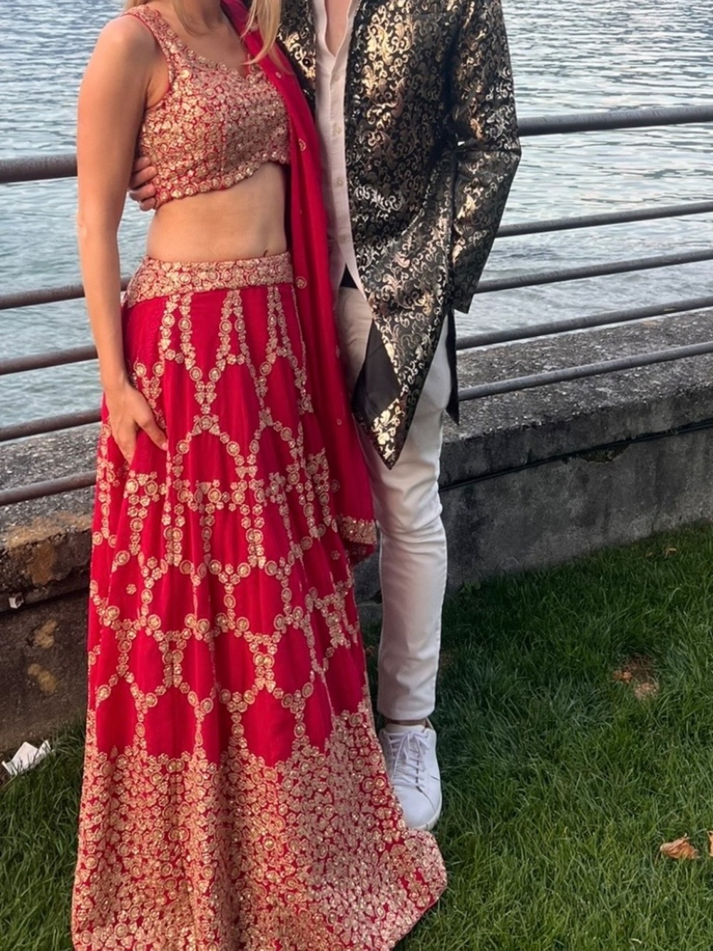 Red Gold Embroidered Lehenga 3 Piece Set Indian Wedding Bridal Size S